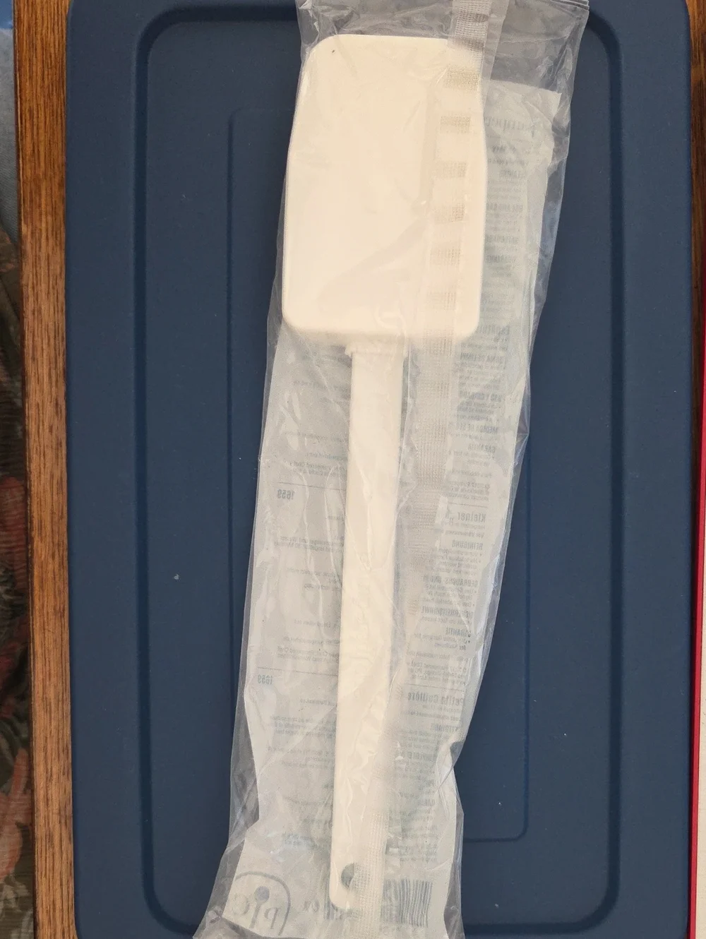 Pampered Chef Small Mix 'N Scraper - 1659